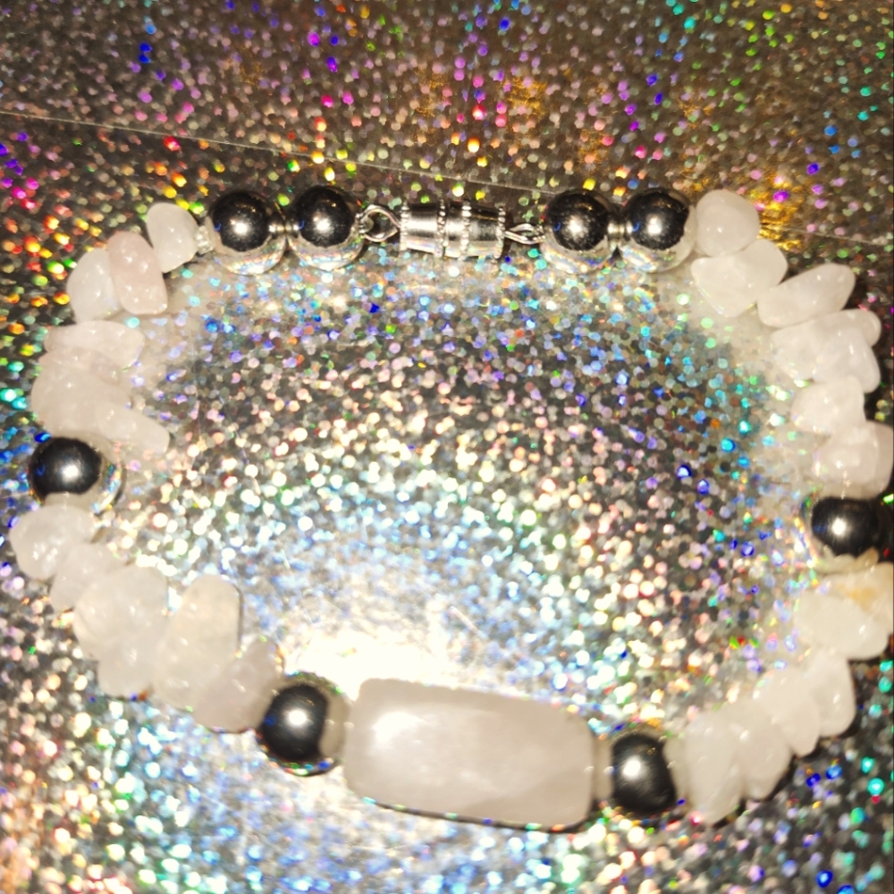 Pink Rose quartz beafed crystal bracelet